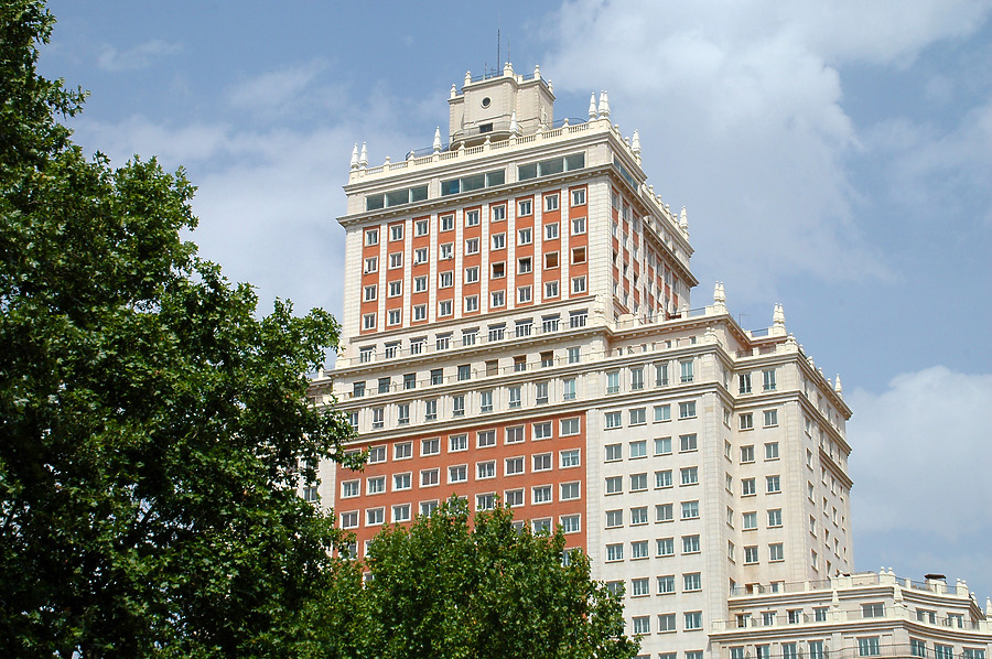 Edificio España by John Bek