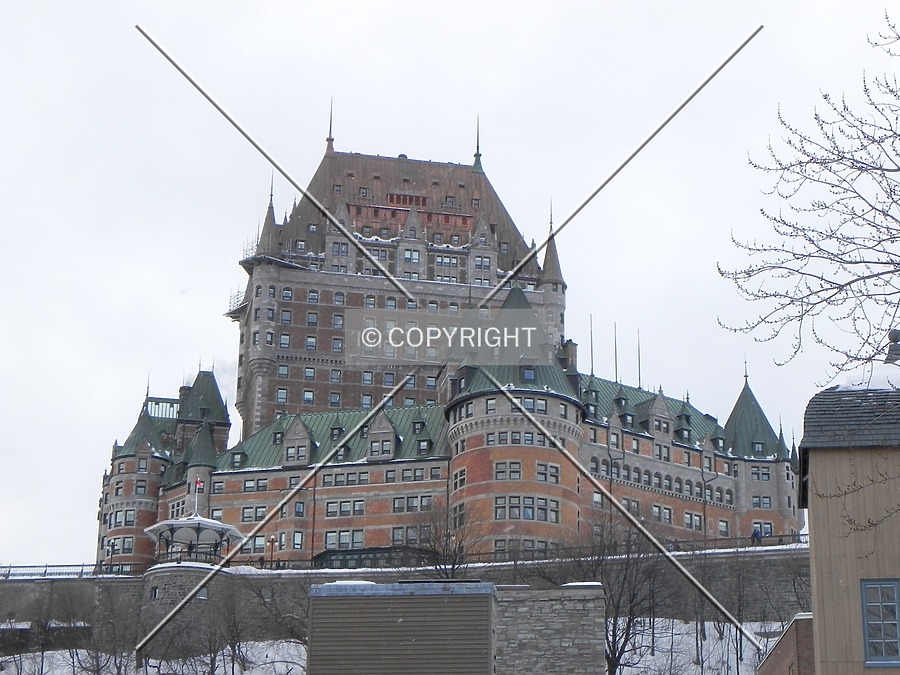 Le Château Frontenac by Florian Barbier