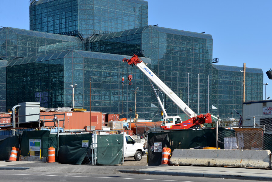3 Hudson Boulevard