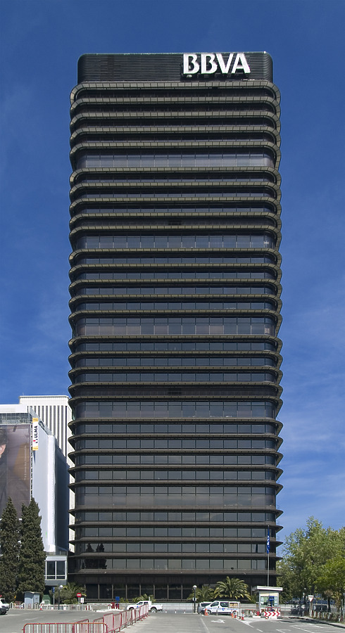 Banco de Bilbao by Cesar Serrano