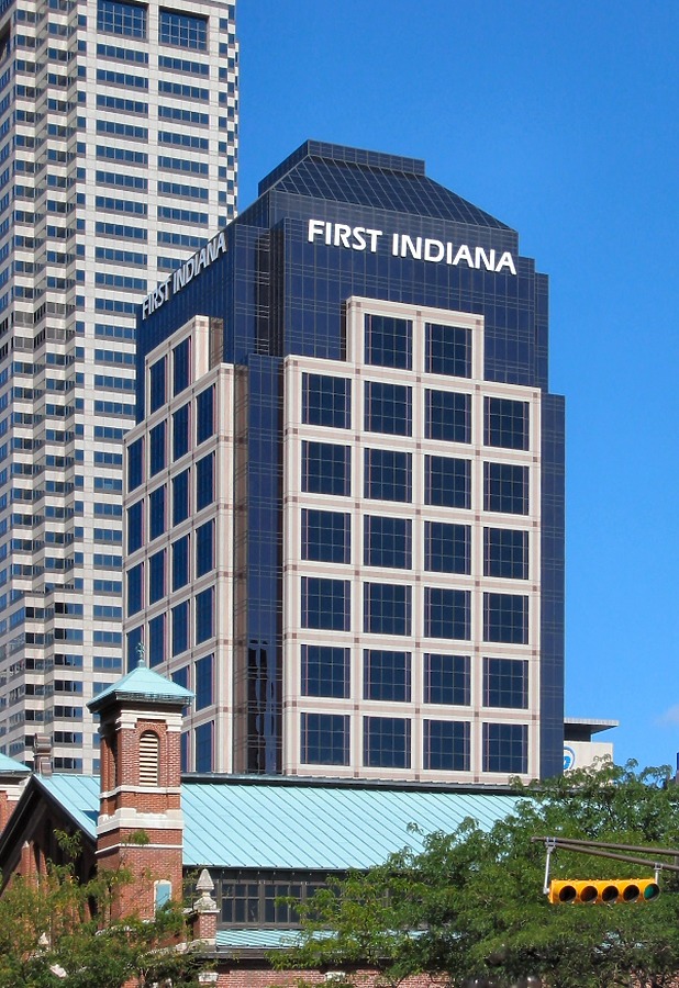 BMO Harris Bank Plaza by James Peacock