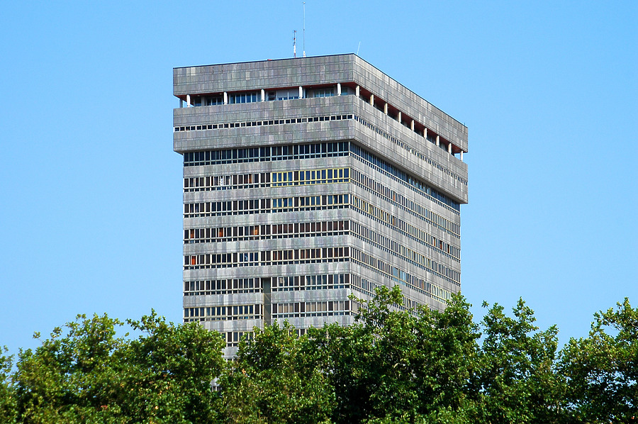 Torre de Atotxa by John Bek