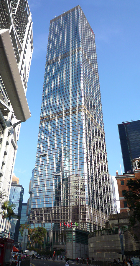 Cheung Kong Centre by Wilson Ling