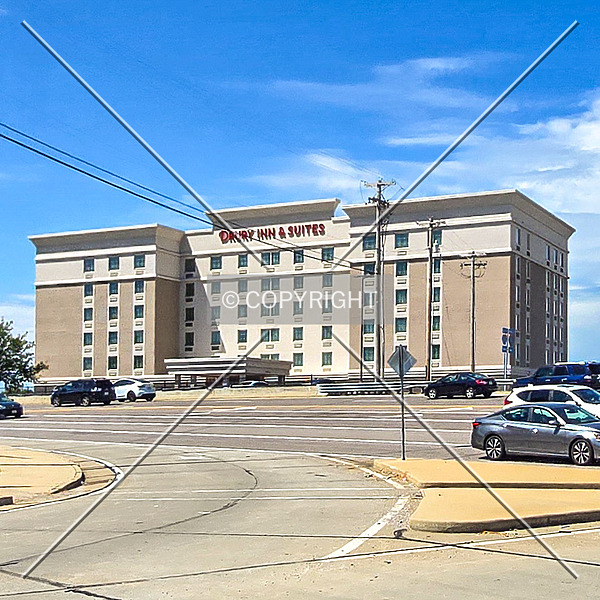 Drury Inn and Suites by Ryan Hildebrand