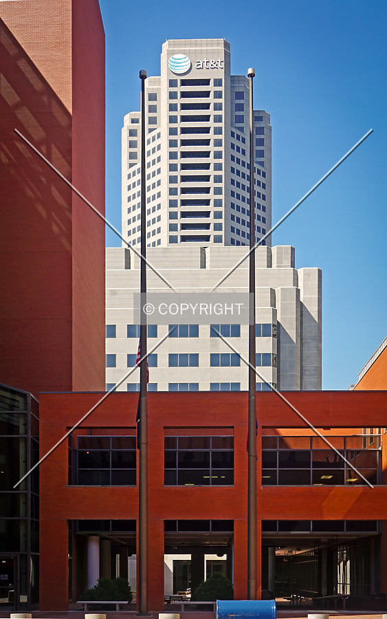 909 Chestnut by Ryan Hildebrand
