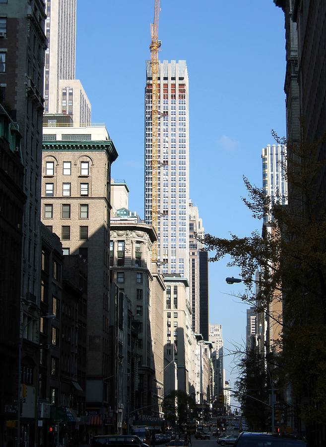 Langham Place Fifth Avenue Photo 850-906-836 - Stock Image - SKYDB