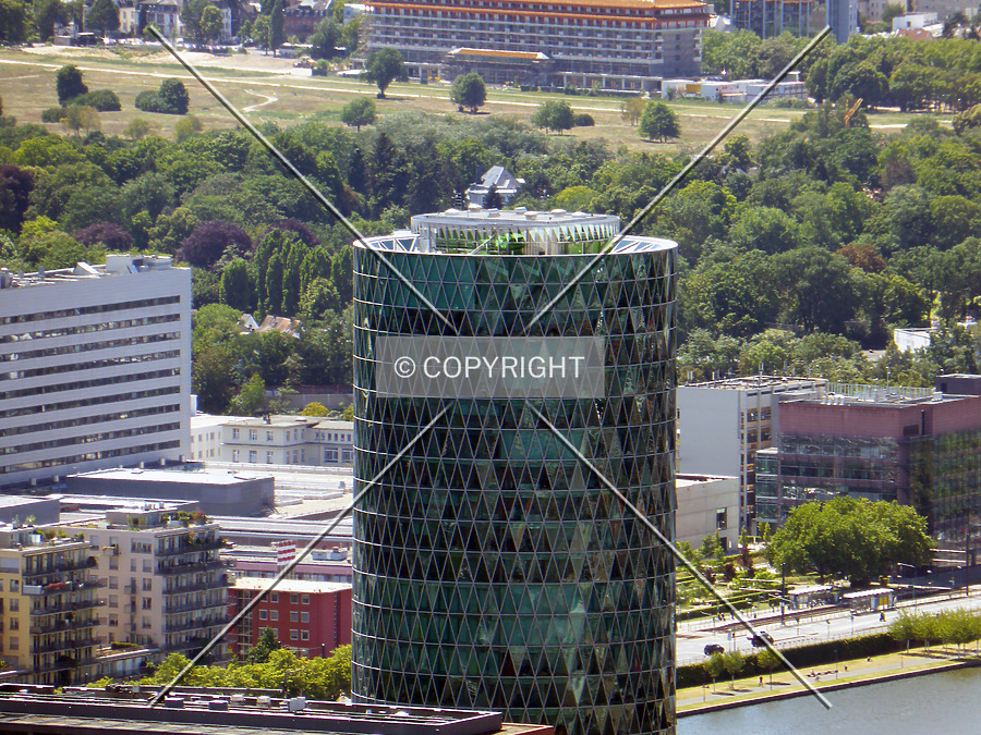Westhafen Tower by Nephilim