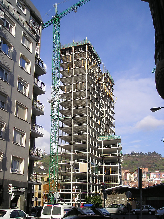 Isozaki Atea I by Mikel Allende