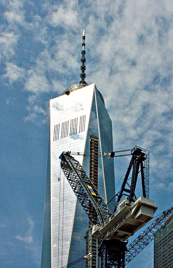 One World Trade Center by Ryan Hildebrand