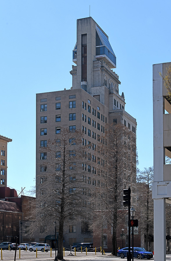 Lamar Building by John W. Cahill