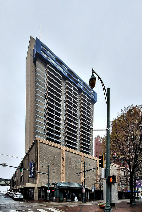 Renew Riverview Apartments by Ryan Hildebrand