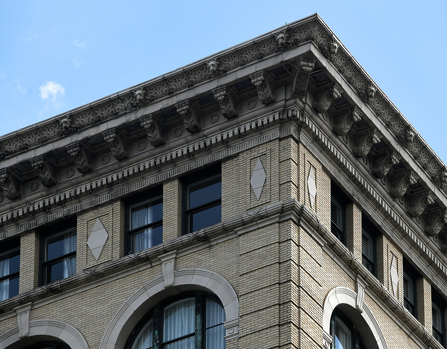 21c Museum Hotel Lexington by John W. Cahill