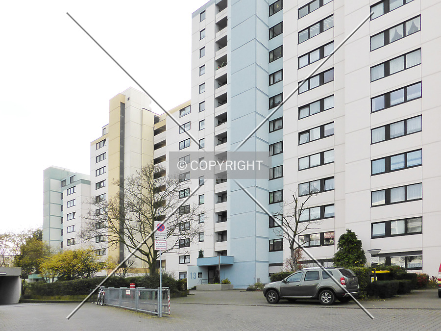 Faaker Straße 11-17 by Nephilim