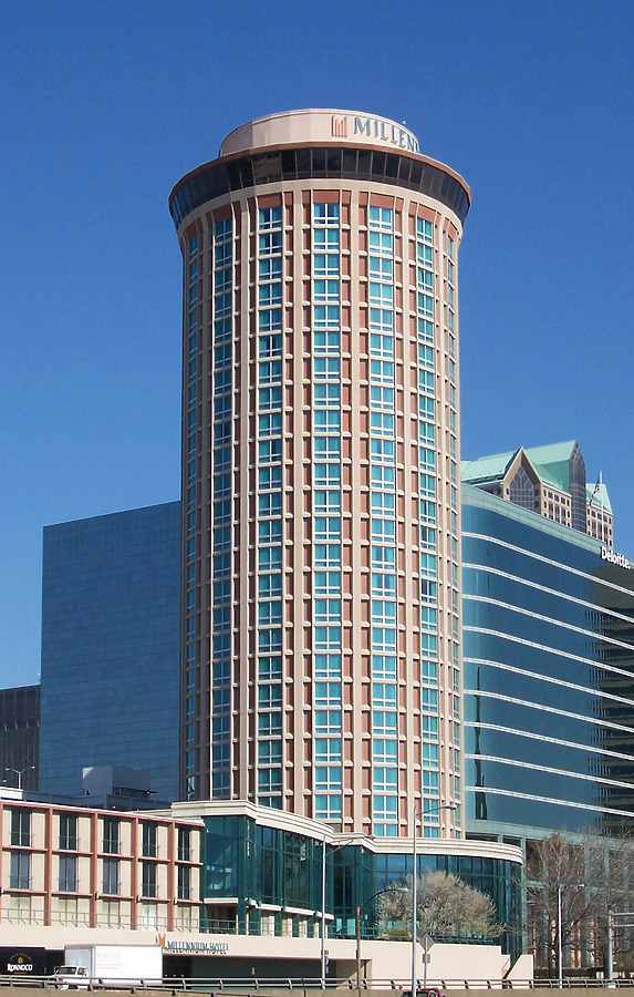 Millennium Hotel Saint Louis Tower I by Ryan Hildebrand