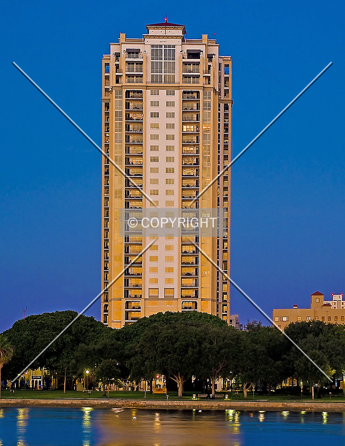 Parkshore Plaza by Jorge Molina