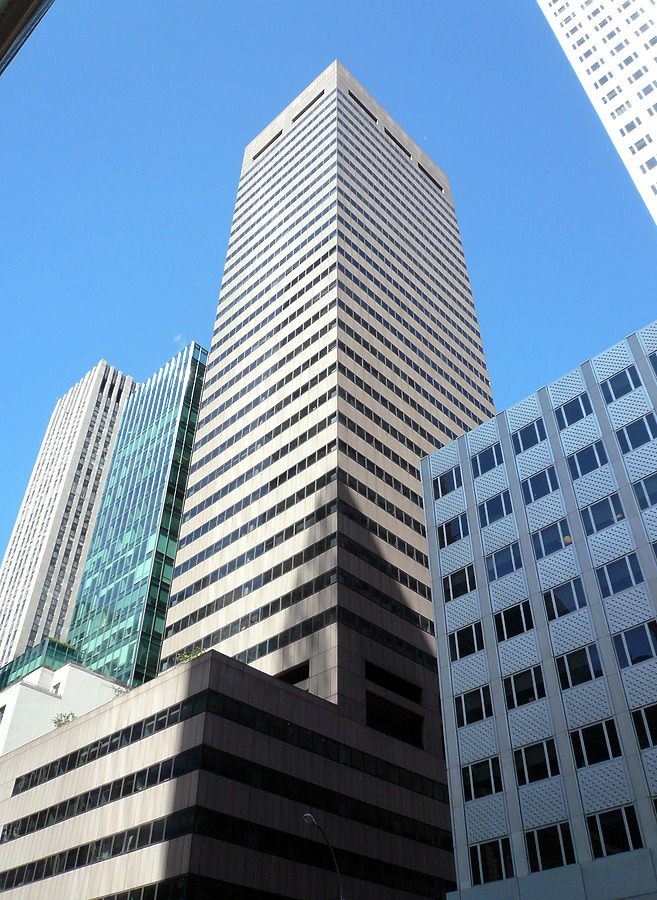 650 Fifth Avenue by Nate Lindsey