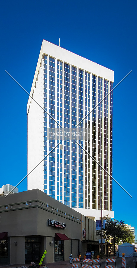 Bank of America Plaza by Ryan Hildebrand