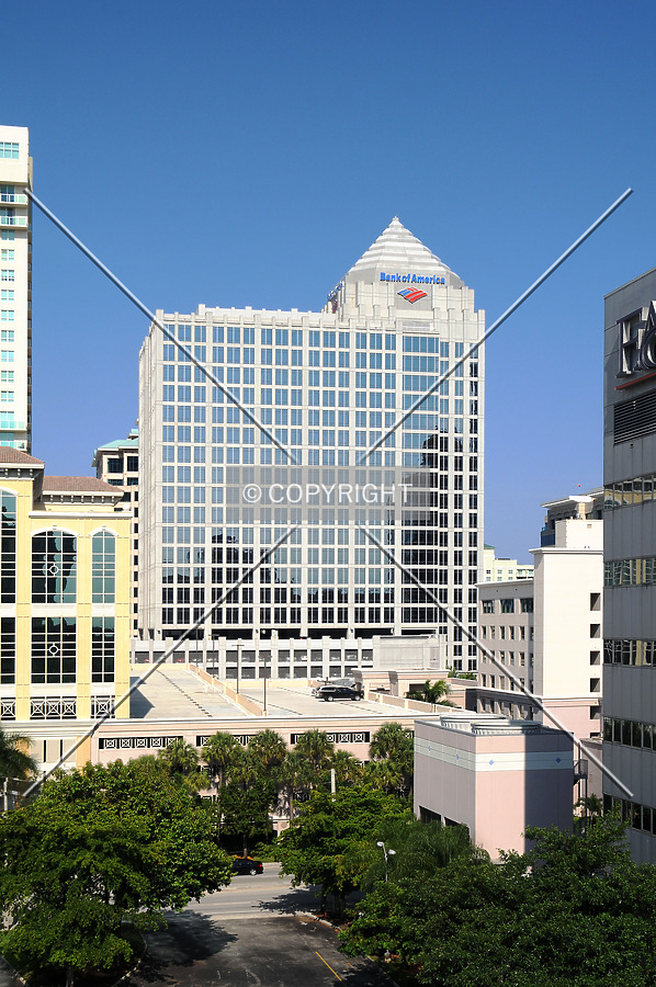 Bank of America Plaza by Jorge Molina