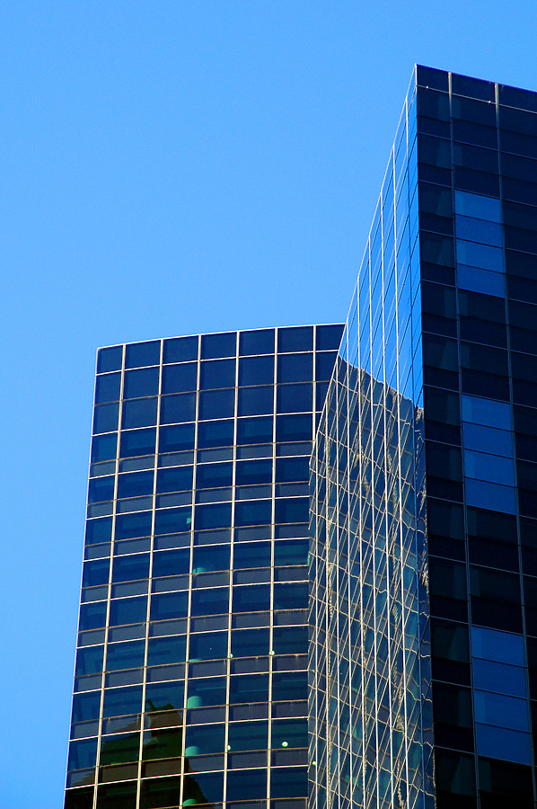 2 Southbank Boulevard by John Bek