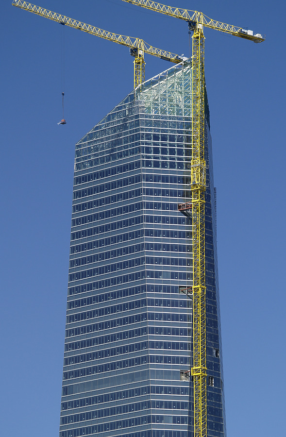 Torre de Cristal by Cesar Serrano