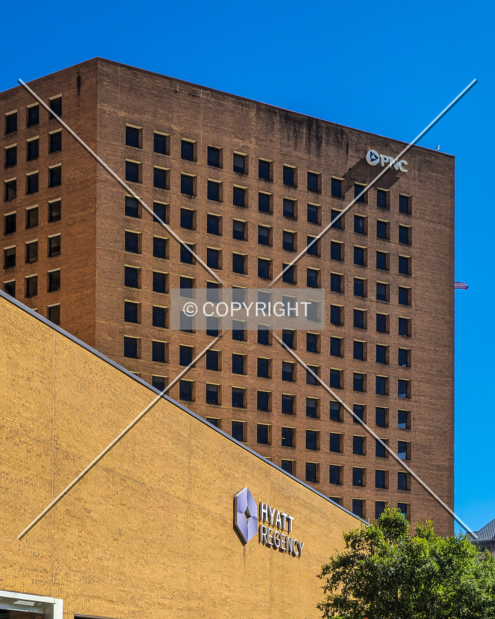 Hyatt Regency Indianapolis/PNC Center by Ryan Hildebrand