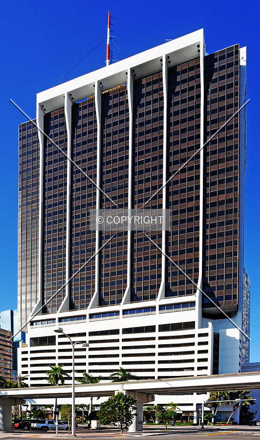 One Biscayne Tower by Jorge Molina