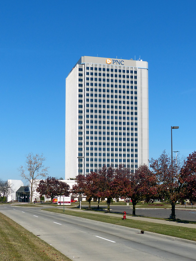 PNC Building by Nate Lindsey