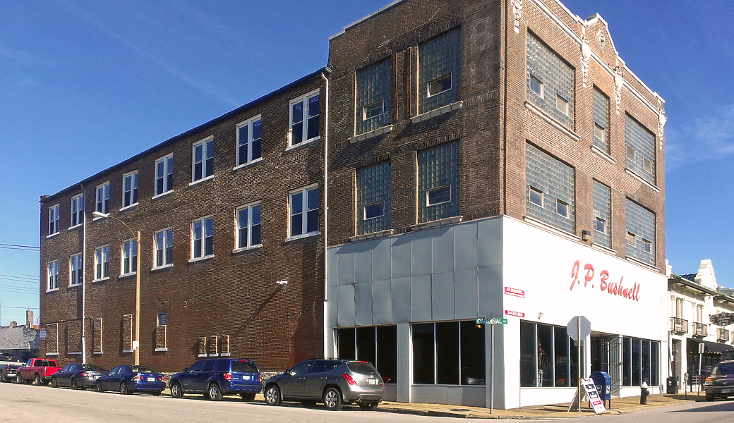 3041-3043 Locust Boulevard