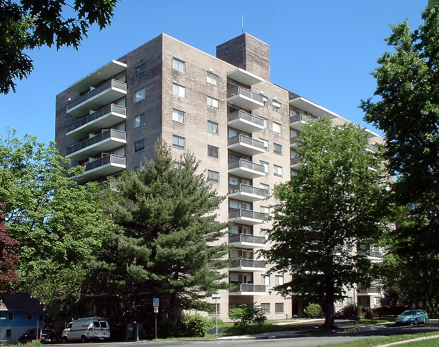 Highview House by John Cahill