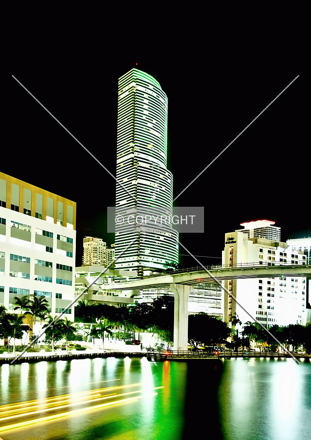 Miami Tower by Jorge Molina