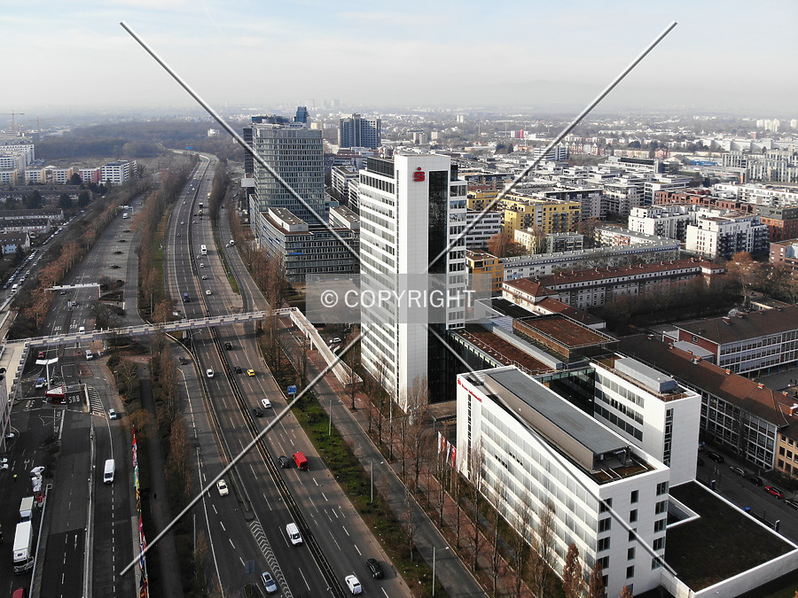 Sparkassen Informatik Hochhaus by Nephilim