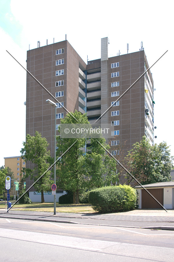 Büdinger Straße 2 by Nephilim