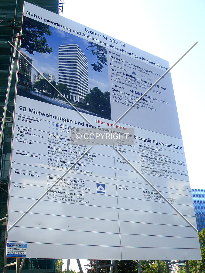 Lyoner Straße 19 by Nephilim