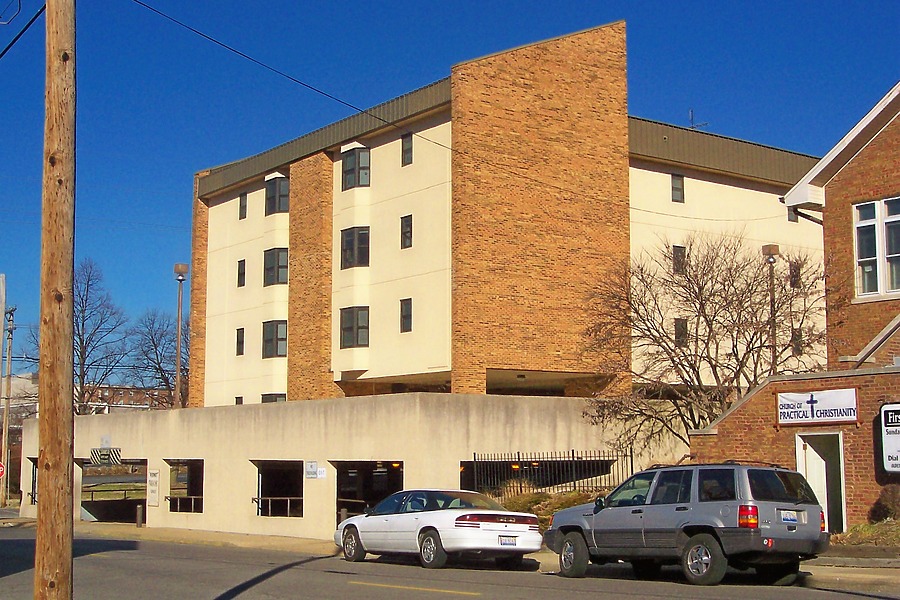 Bel Plaza I Apartments by Ryan Hildebrand