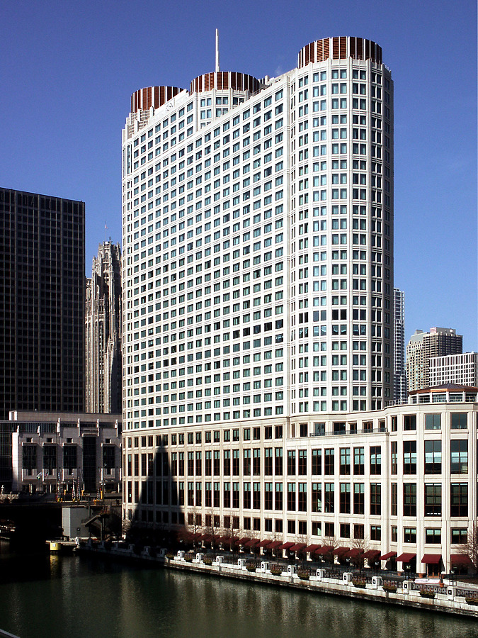 Sheraton Chicago Hotel & Towers by Daniel Kieckhefer