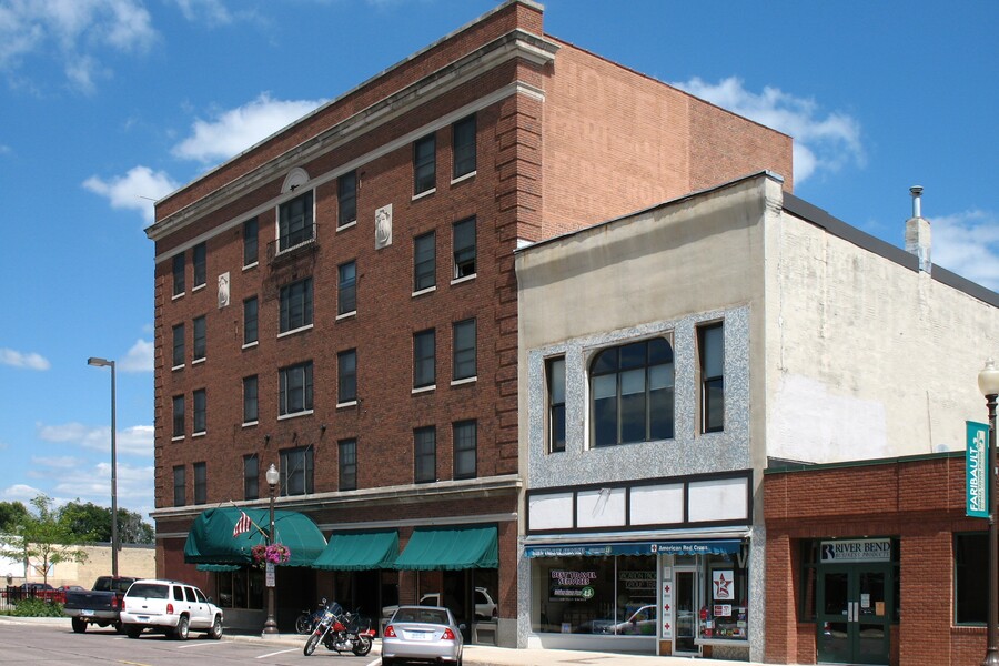 Hotel Faribault Apartments