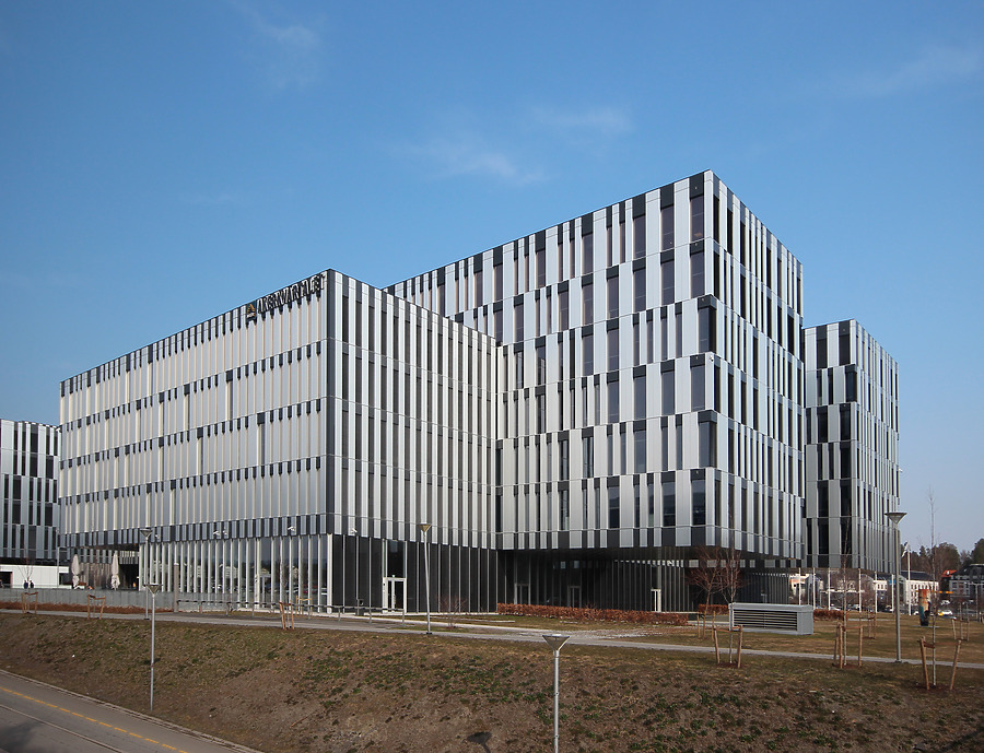 Akerkvartalet B by Kjetil Balog