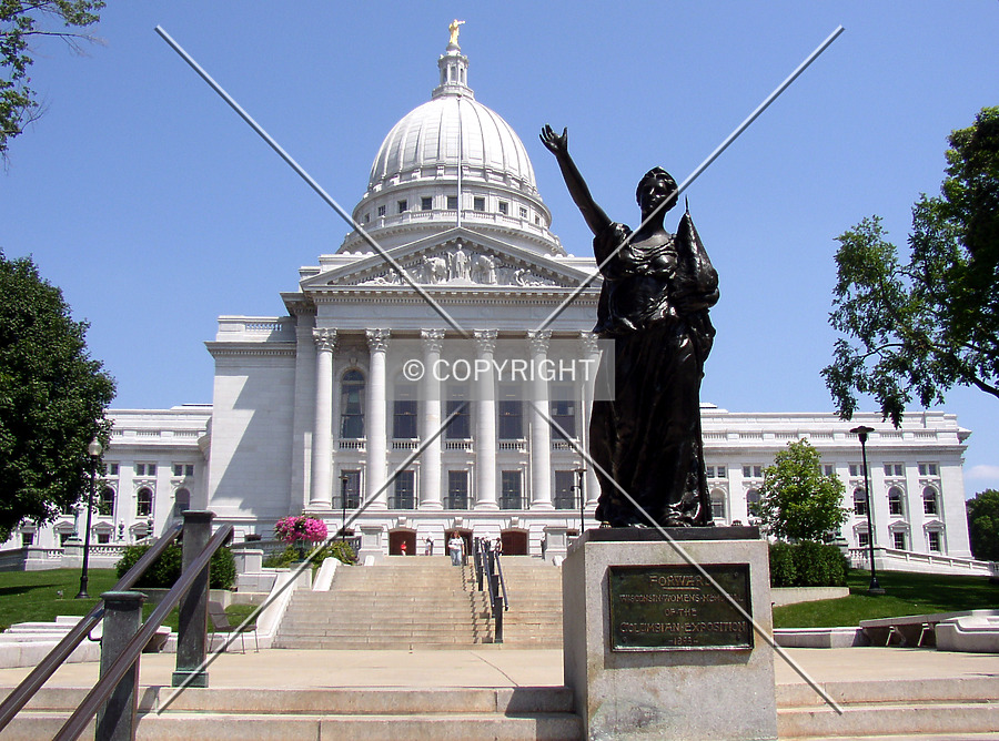 Wisconsin State Capitol by Chris Patriarca
