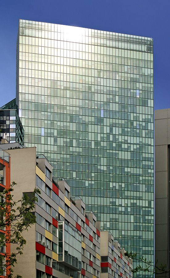 Vienna Twin Towers by Cesar Serrano