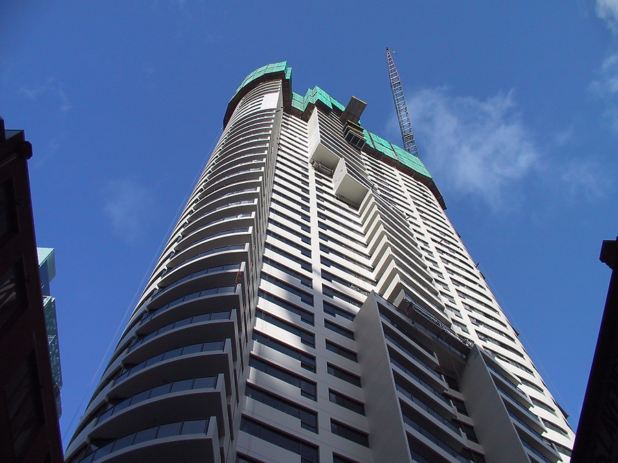 Meriton Tower by John Bek