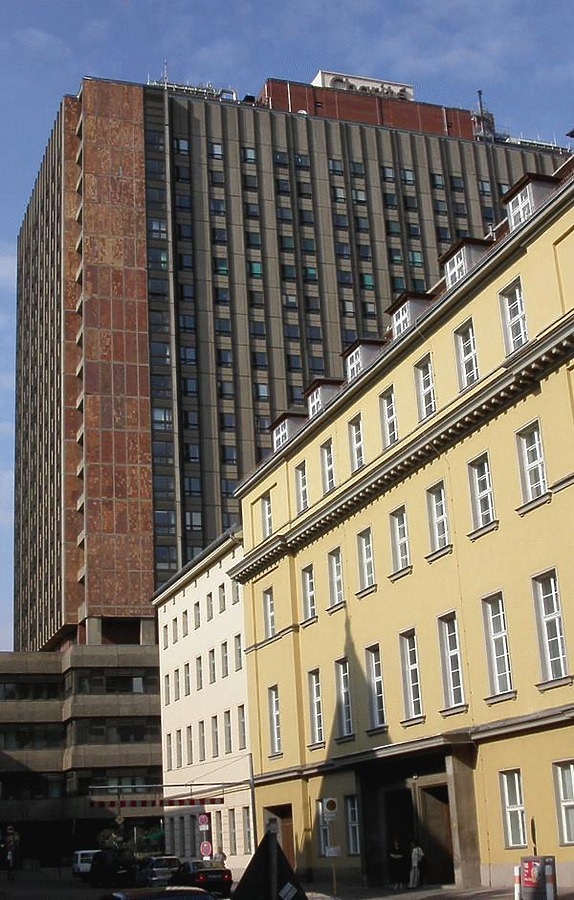 Charité Surgical Center Tower by Cesar Serrano