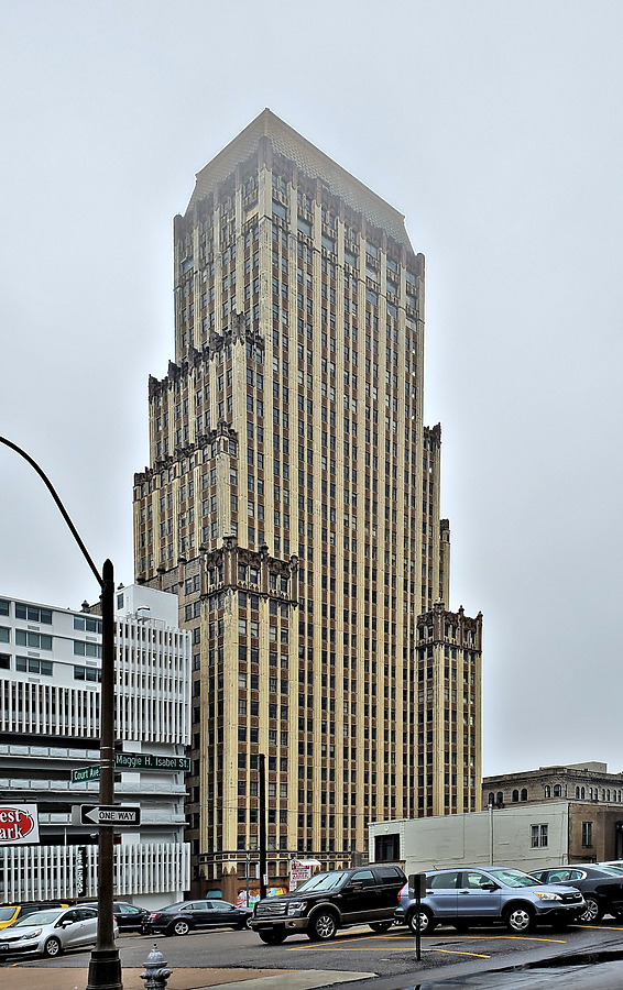 Sterick Building by Ryan Hildebrand