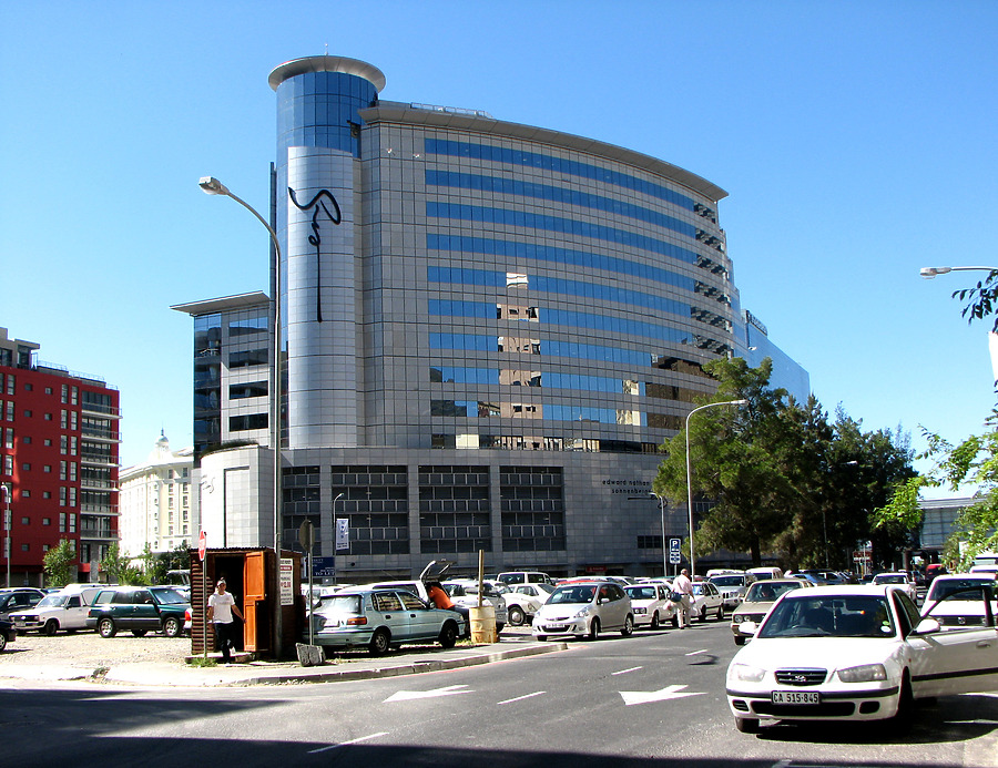 ENS House by Kjetil Balog