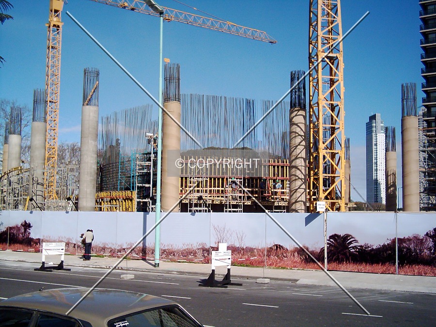 Torre Repsol YPF by Maximiliano Buono