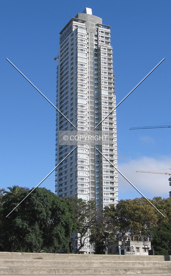 Torre del Río by Maximiliano Buono