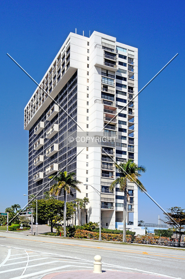 The Waterview Towers by Jorge Molina