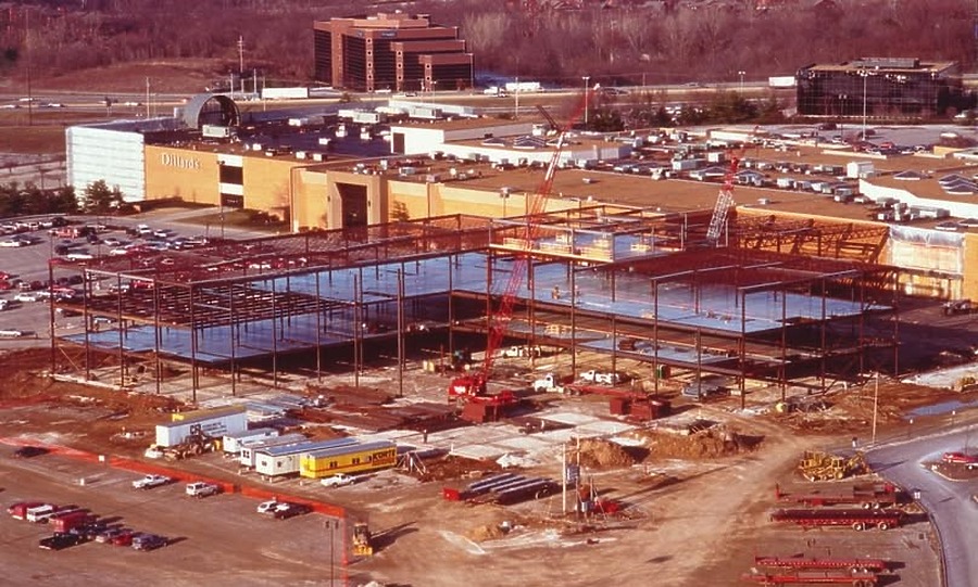 Chesterfield Mall by Dwayne Pounds