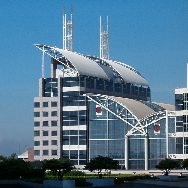 Mobile Government Plaza by Rodney Gunn