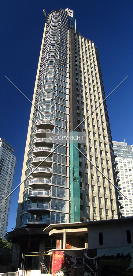 Mulieris torre Norte by Maximiliano Buono