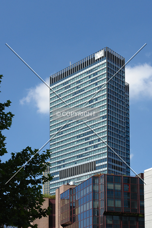 City-Hochhaus by Nephilim